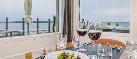 Apartment | Water view