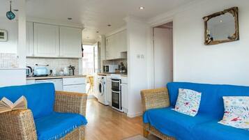 Smart TV, DVD player, video library