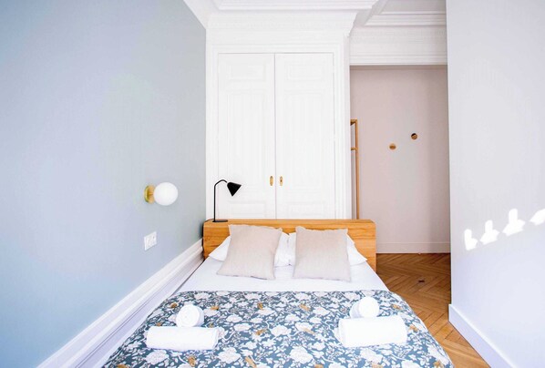 Apartamento | 3 dormitorios, tabla de planchar con plancha, ropa de cama