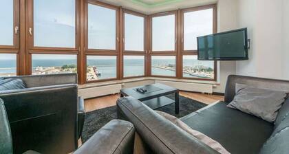Elegant Apartment with Sea View | Parking