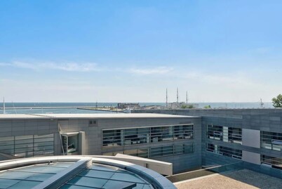 Stylish Apartment | Panoramic View of the Sea and Bay