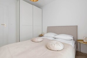 2 bedrooms, iron/ironing board, travel crib, WiFi