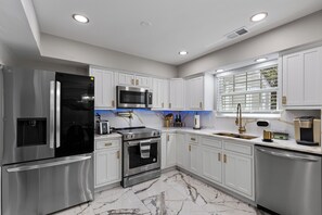 Microwave, stovetop, dishwasher
