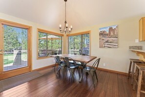 House, 4 Bedrooms | Dining