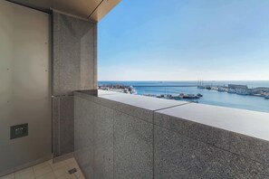 Property grounds - Sea Towers 6B | Modern Apartment | View (Gdynia)