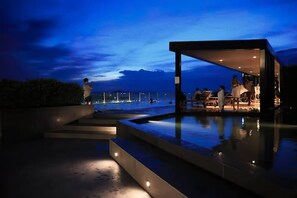 Condo, 1 Bedroom, Accessible, Smoking | Pool