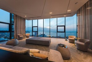 Condo, 1 Bedroom, Accessible, Smoking | Interior