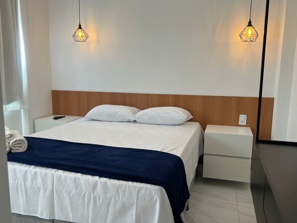 2 bedrooms, iron/ironing board, WiFi, bed sheets