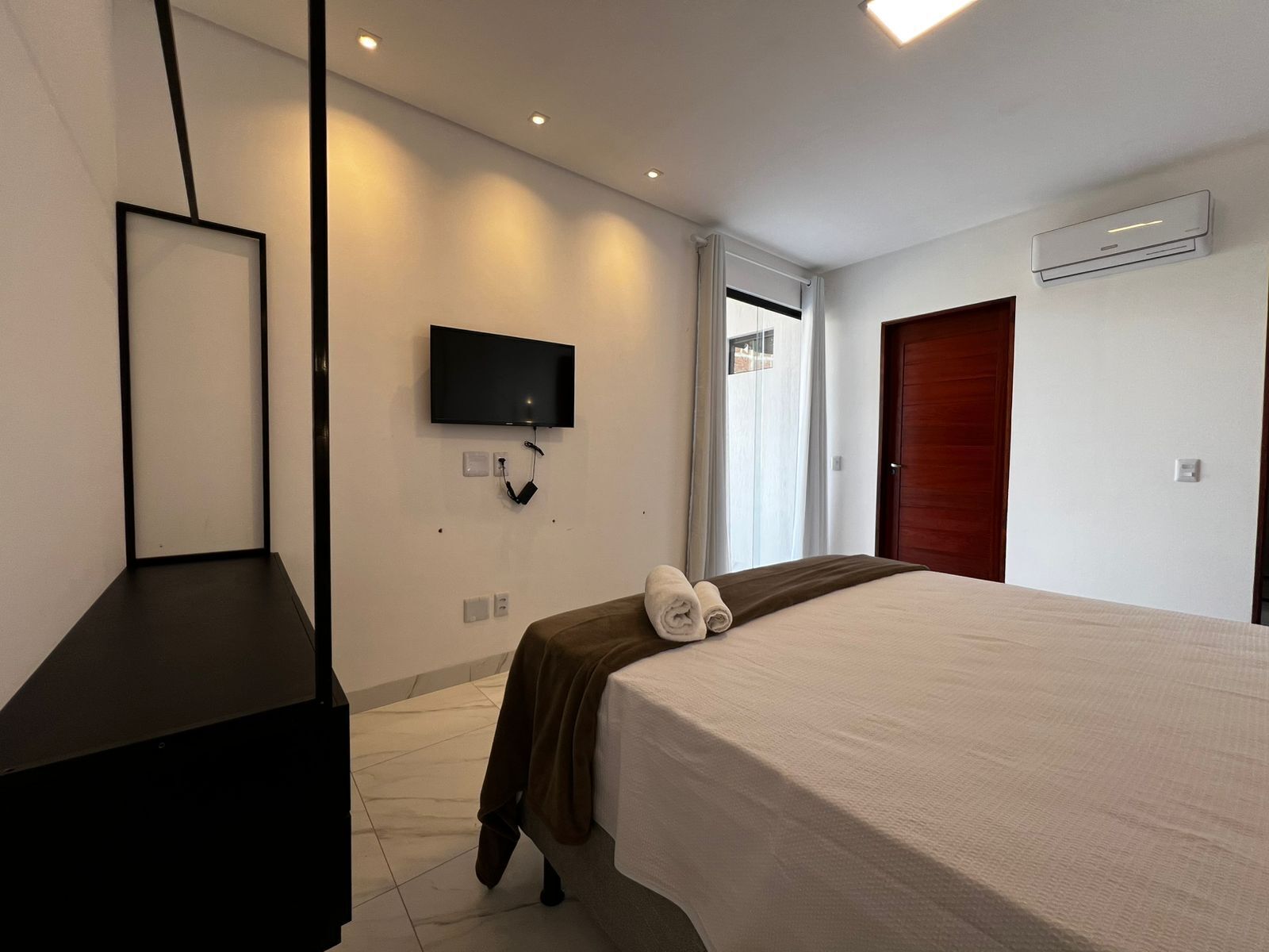 2 makuuhuonetta, silitysrauta/-lauta, Wi-Fi, vuodevaatteet