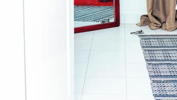 3 Schlafzimmer, Bügeleisen/Bügelbrett, WLAN