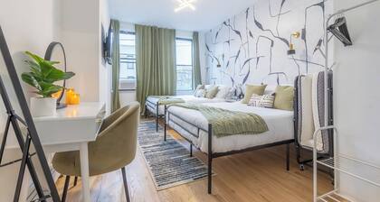 Calm Cocoon by the Train+We Pay Half Your Parking, Sleeps 6! 20% OFF 7 days