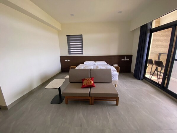 Comfort Tek Büyük Yataklı Oda, Balkon, Okyanus Manzaralı | Ücretsiz kablosuz İnternet 