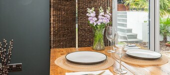The Lodge - Elegant Comfort in a Peaceful Setting