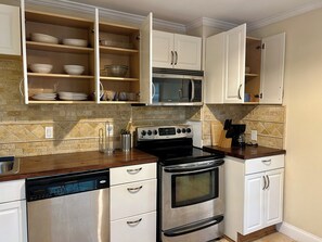 Microwave, oven, stovetop, dishwasher