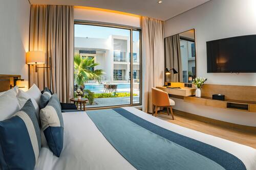 Superior-Zimmer, 1 King-Bett, Poolblick | Ausblick vom Zimmer