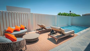 Premium Villa, 2 Bedrooms, Private Pool | Minibar, in-room safe, laptop workspace, soundproofing