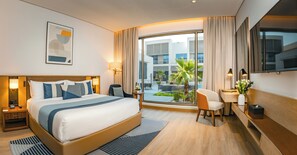 Chambre Supérieure, 1 très grand lit, vue piscine