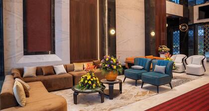 Peaceful celebrity resort near Mahakal Mandir in Indore Ujjain Highway.