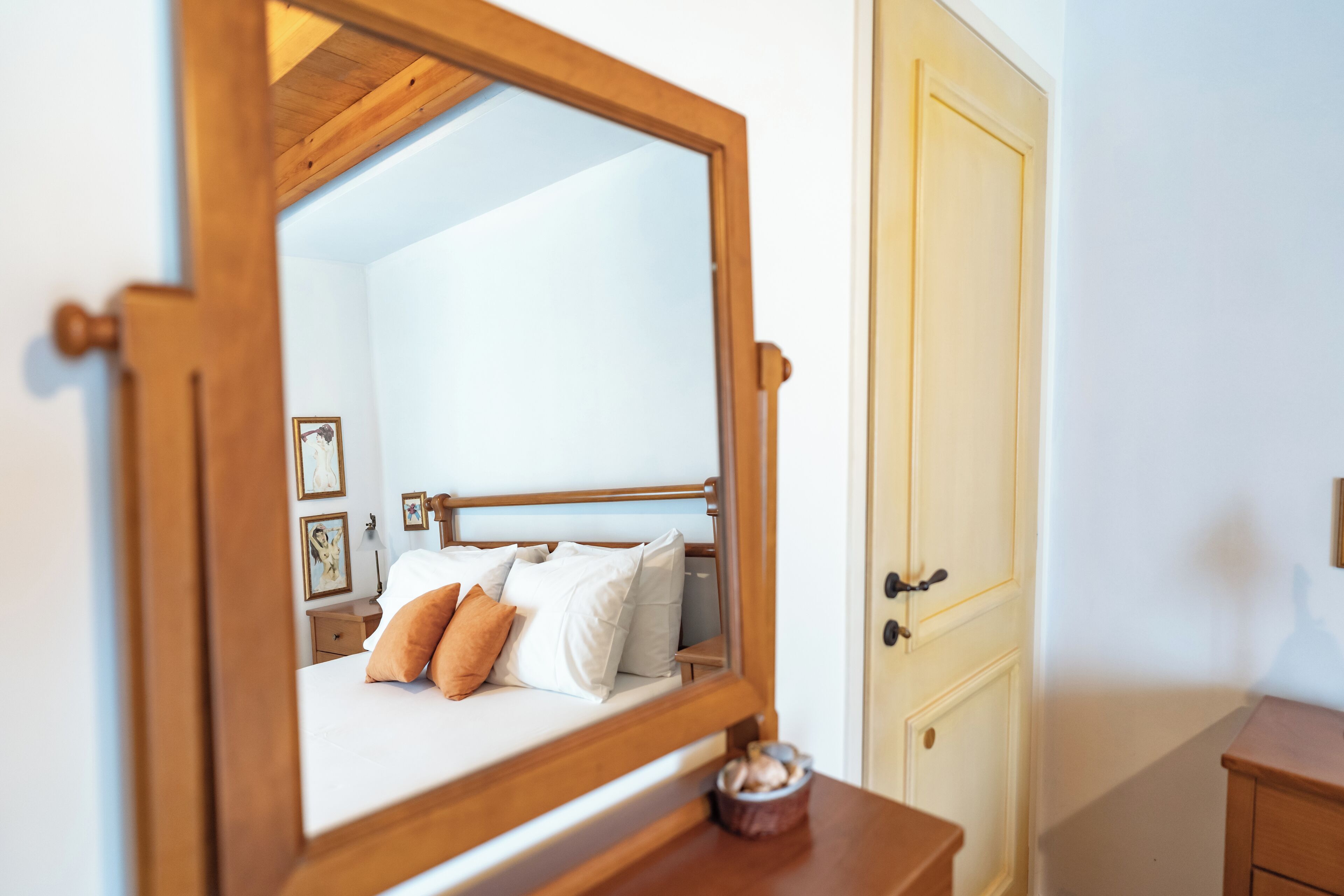 Blackout curtains, iron/ironing board, free WiFi