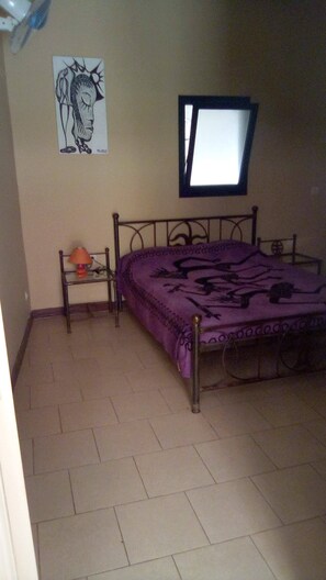 Habitación doble, vista a la ciudad | Wifi gratis