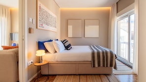 1 chambre, fer et planche à repasser, Wi-Fi gratuit, draps fournis