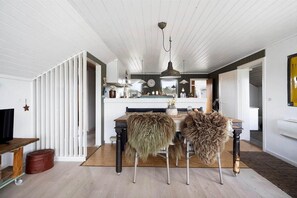 Dining - OH557 Hadsund - Kystvejen 11 (Øster Hurup)
