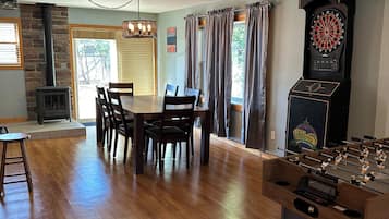 Premier Cottage, 3 Bedrooms, Patio | Living area | 55-inch Smart TV with cable channels