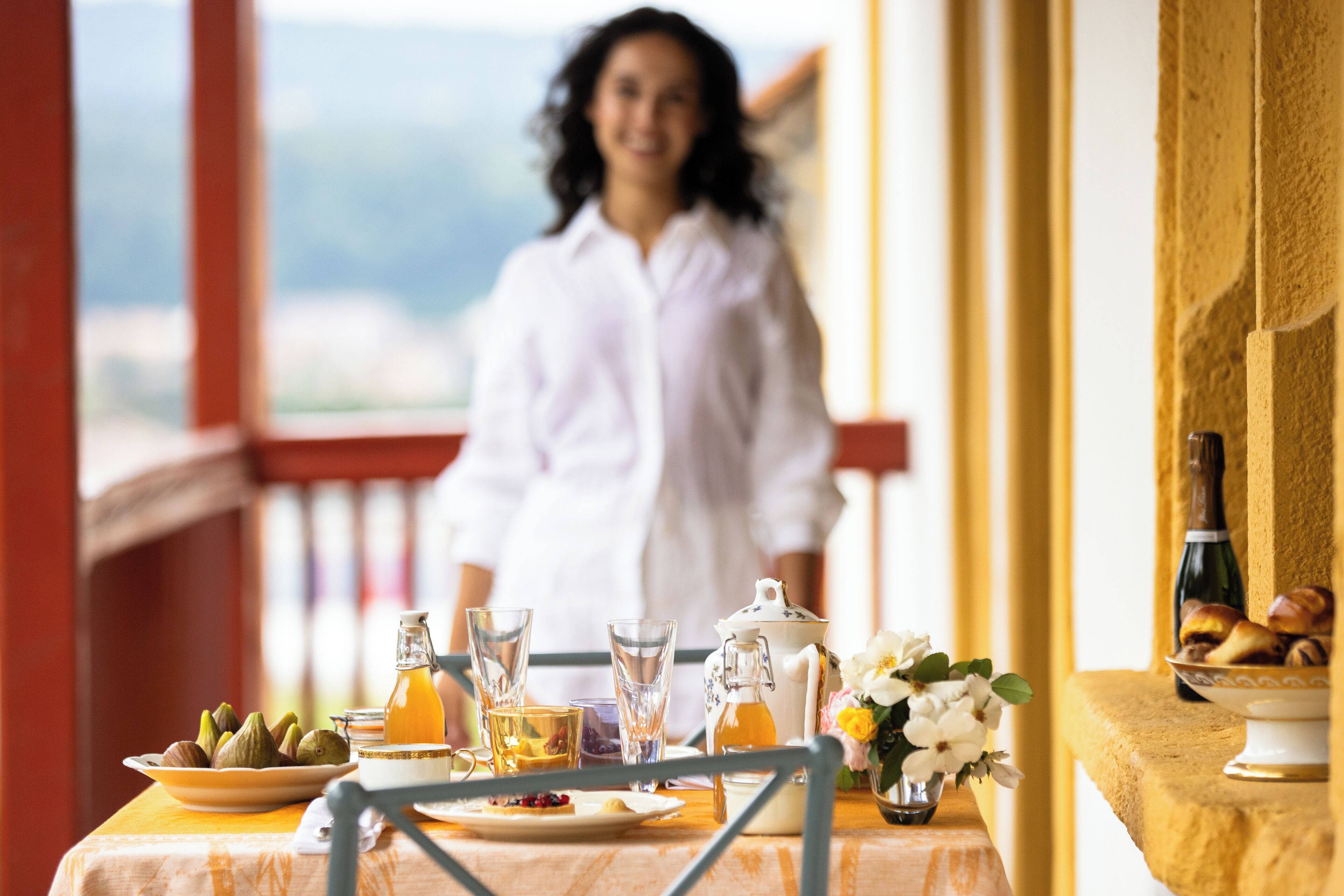 Desayuno continental (CHF 25 por persona) 