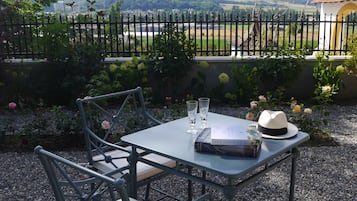 Grand-lejlighed - udsigt til have | Terrasse/gårdhave