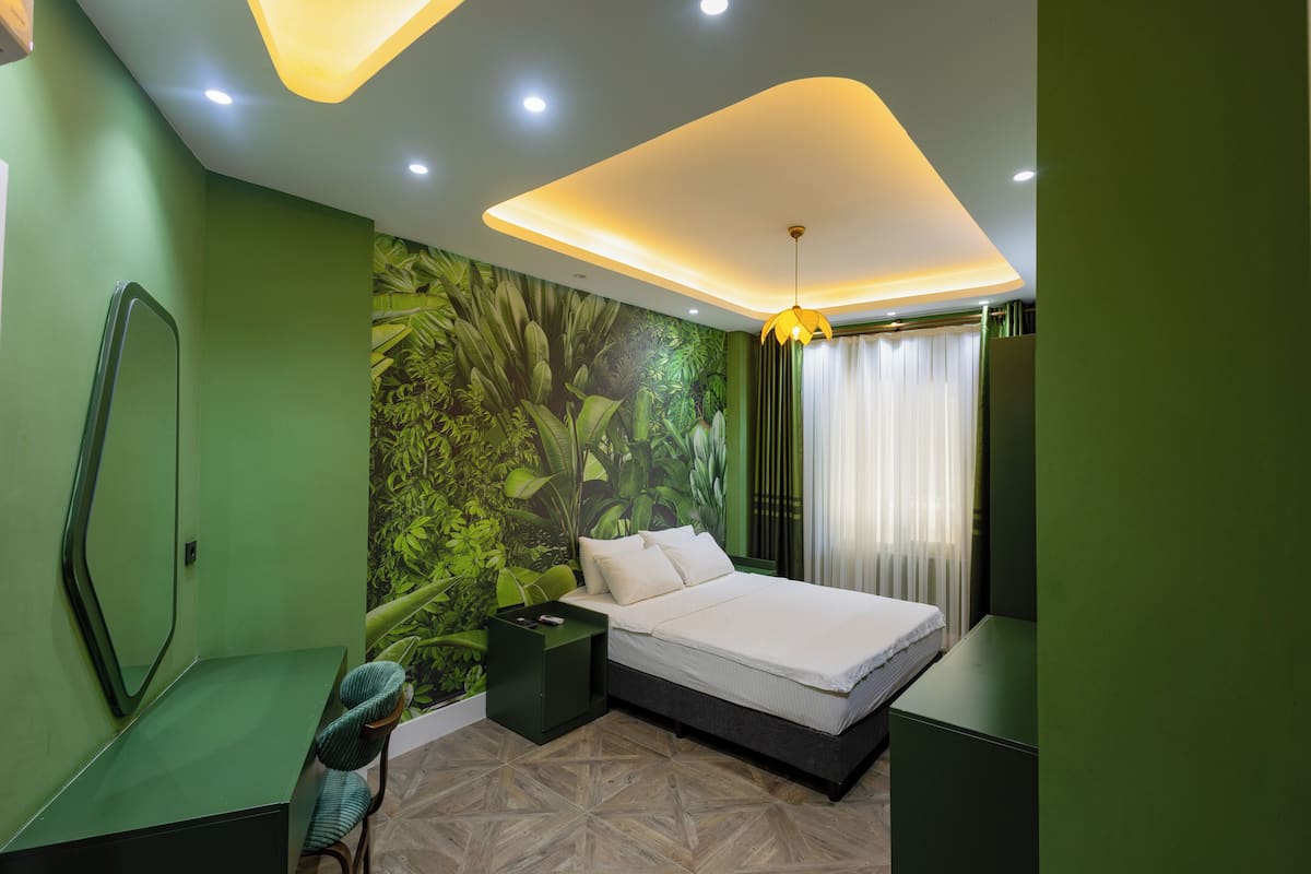 Phòng đơn Deluxe, quang cảnh thành phố | Bộ đồ giường cao cấp, chăn bông, nệm cao su hoạt tính (memory foam)
