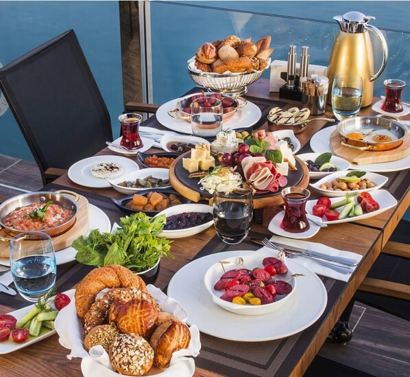 Free daily buffet breakfast - Lidar Hotel Business Class (Şanlıurfa)