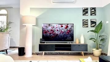 3 chambres, fer et planche à repasser, Wi-Fi, draps fournis