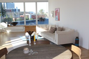 تلفزيون ذكي