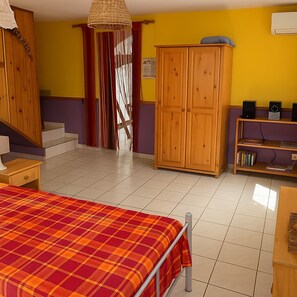 1 chambre, Wi-Fi, draps fournis