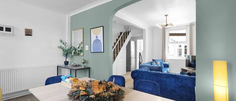 تناول الطعام