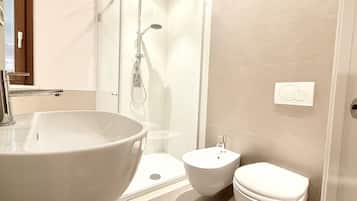 Doccia, bidet