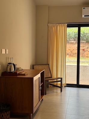 Desk, blackout drapes, iron/ironing board, free WiFi
