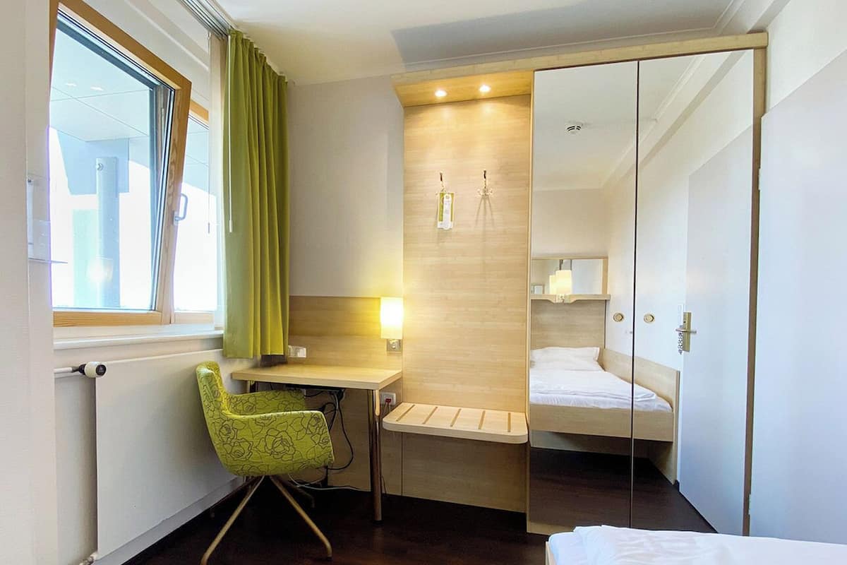 Economy Single Room, Non Smoking, Private Bathroom | Laptop workspace, free WiFi