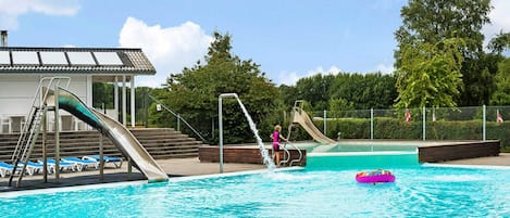 單棟房屋 | 泳池