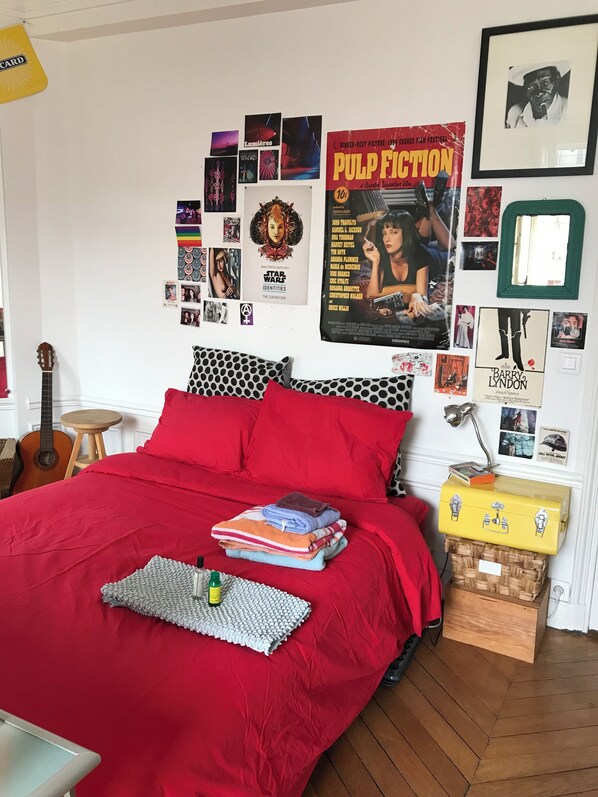 Schreibtisch, Bügeleisen/Bügelbrett, kostenloses WLAN, Bettwäsche