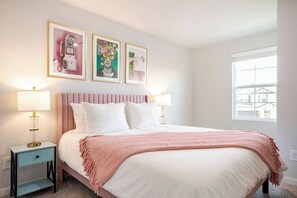 4 bedrooms, desk, iron/ironing board, travel crib