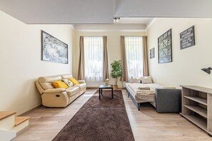 2 chambres, fer et planche à repasser, lit parapluie, Wi-Fi gratuit