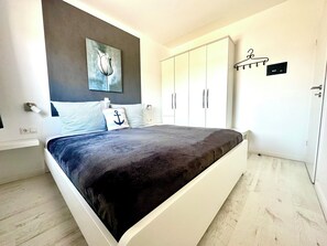 1 Schlafzimmer, Zimmersafe, Reisekinderbett, kostenloses WLAN