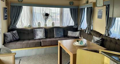 Ava’s Special Place offer easy beach access and all amenities