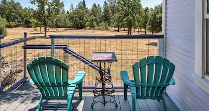 1930 2-bdrm, fragrance free, Craftsman farmhouse on 3 acres at the edge of town