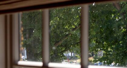 Luxury boutique stay with sauna & jacuzzi on the harbor of Medemblik!