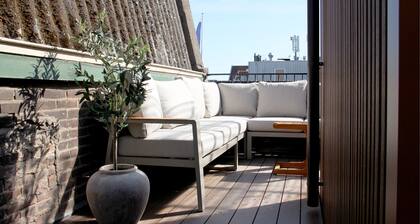 Luxury boutique stay with sauna & jacuzzi on the harbor of Medemblik!