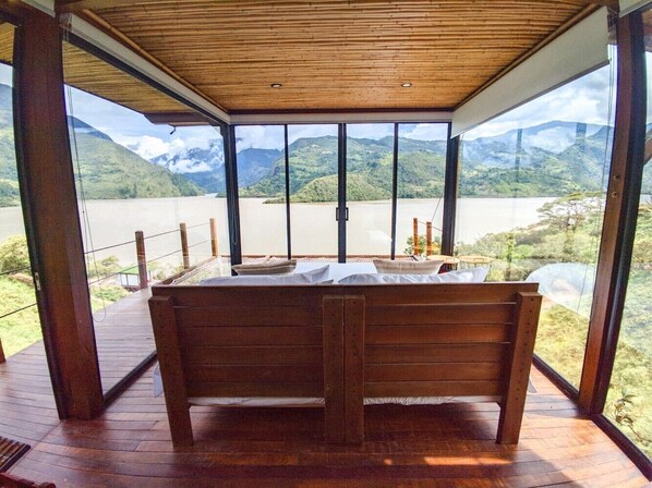 Coffres-forts dans les chambres, chambres insonorisées, Wi-Fi gratuit