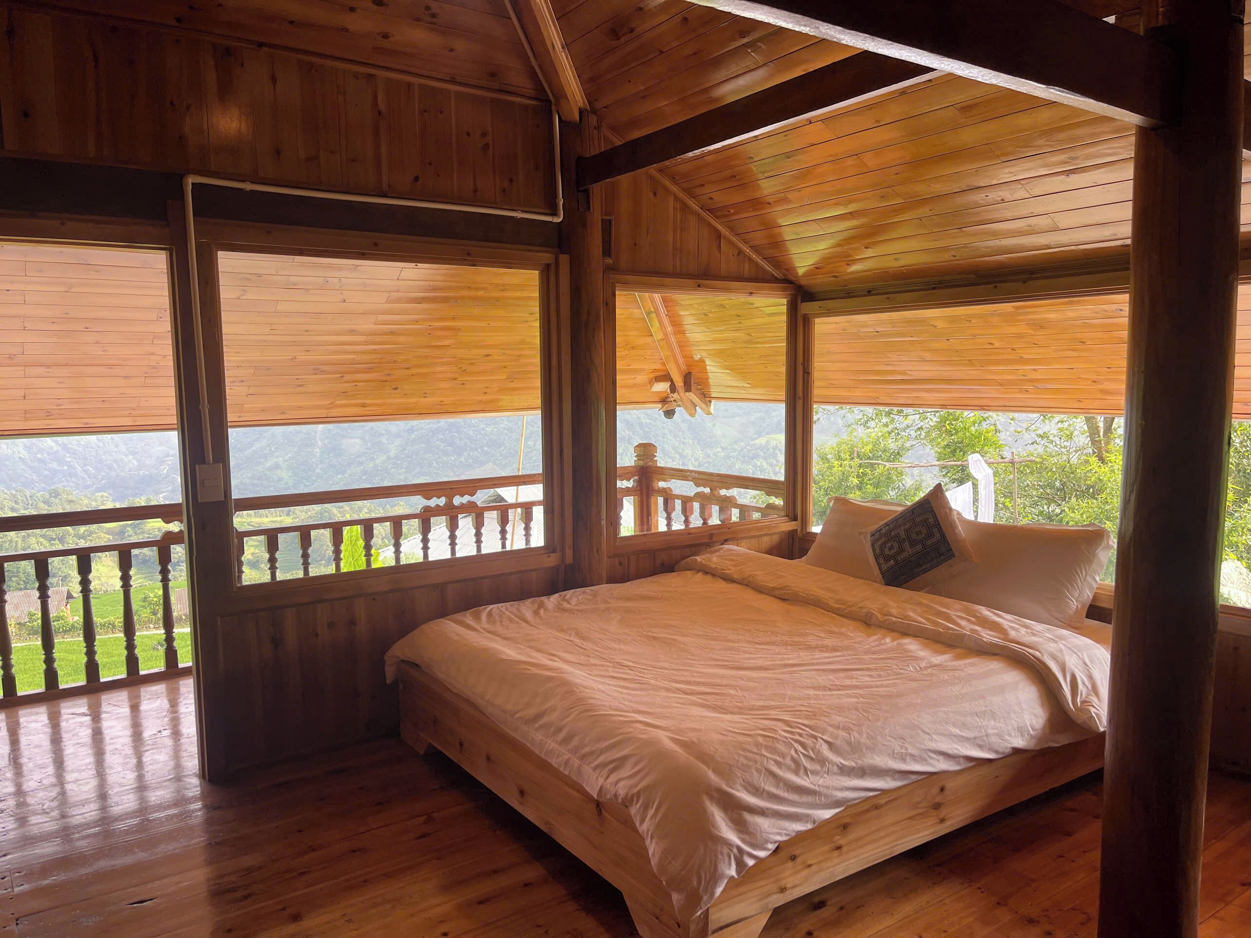 Comfort Triple Room, Garden View | Memory foam beds, desk, laptop workspace, blackout drapes