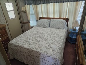 1 habitación, wifi gratis y ropa de cama